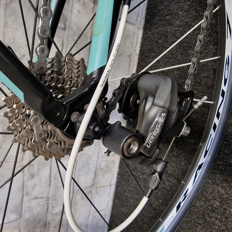 BIANCHI SEMPRE ULTEGRA CARBON FIBRE ROAD BIKE - SMALL 50CM FRAME-5