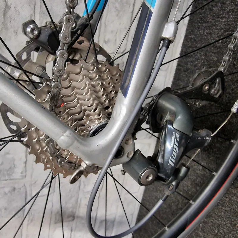 TREK DOMANE ALR 4 DISC ROAD BIKE - LARGE 58CM FRAME-5