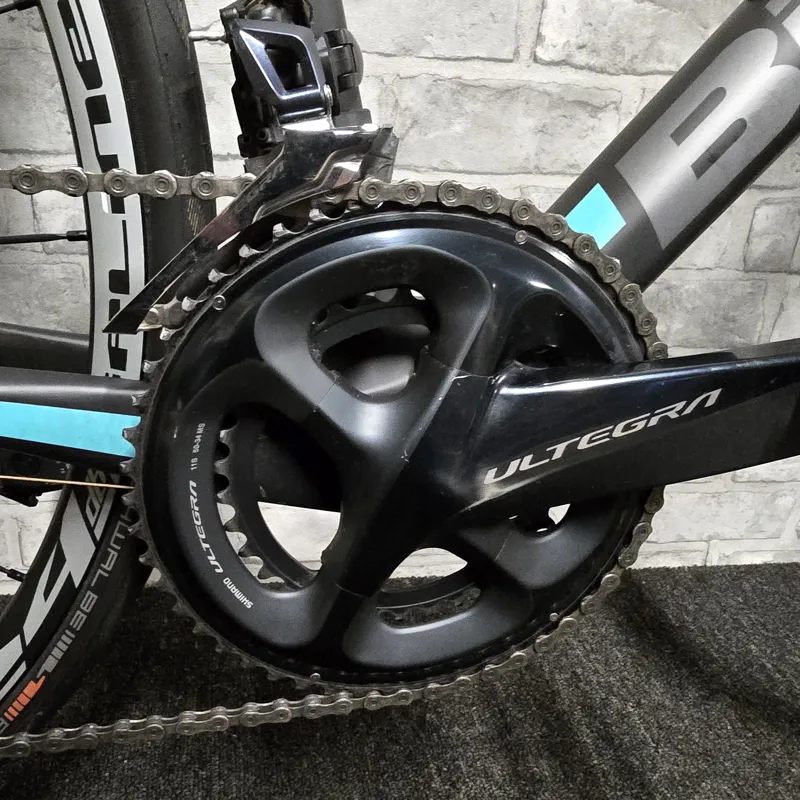 BIANCHI INTENSO ULTEGRA DISC CARBON ROAD BIKE - SMALL 50CM FRAME-4