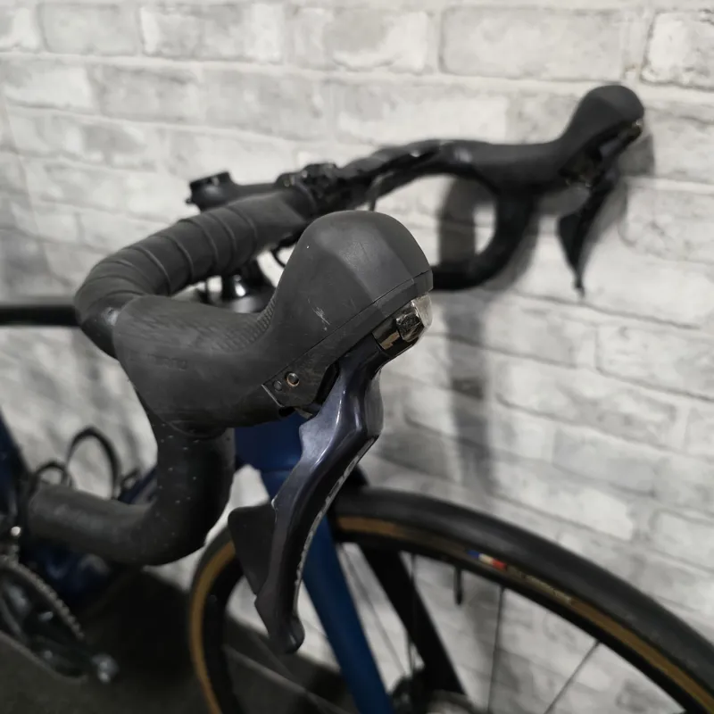 2023 TREK DOMANE SL6 DISC GEN 3 CARBON ROAD BIKE - 52CM FRAME-1