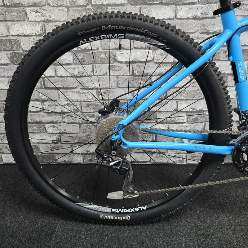 PINNACLE RAMIN 4 HARDTAIL MOUNTAIN BIKE - MEDIUM 17.5 INCH FRAME-3