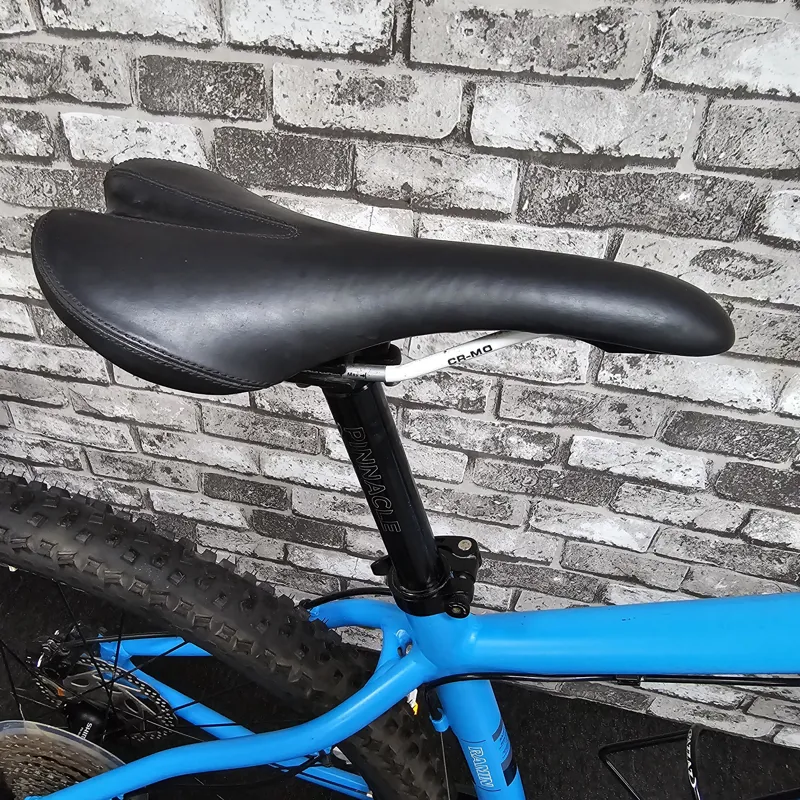 PINNACLE RAMIN 4 HARDTAIL MOUNTAIN BIKE - MEDIUM 17.5 INCH FRAME-6