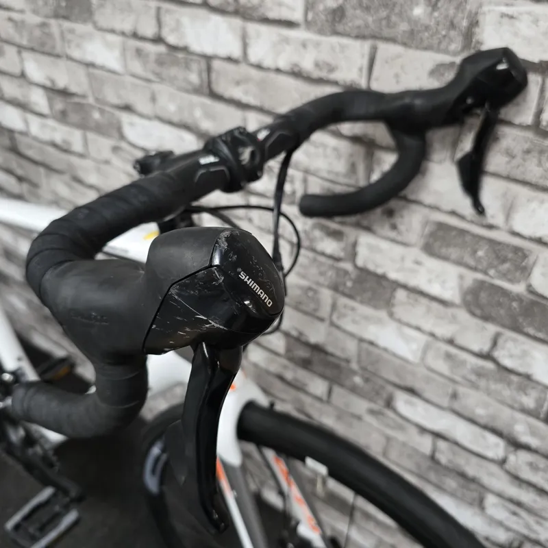 GIANT DEFY ADVANCED PRO 3 DISC CARBON ROAD BIKE - M/L 56CM FRAME-1