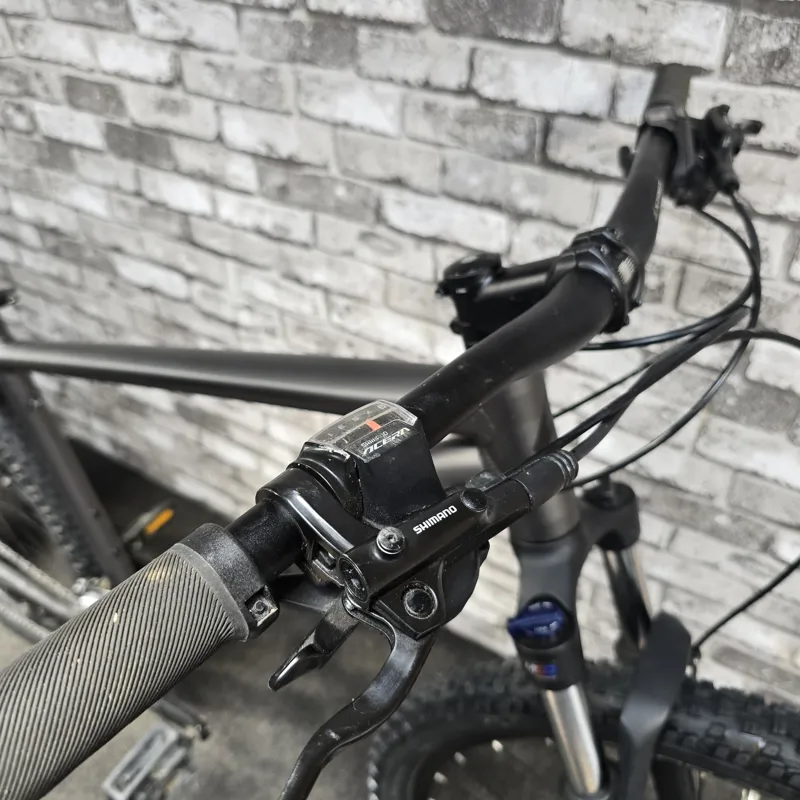 2022 SPECIALIZED ROCKHOPPER COMP 29 HARDTAIL MOUNTAIN BIKE - XL 20 INCH FRAME-1