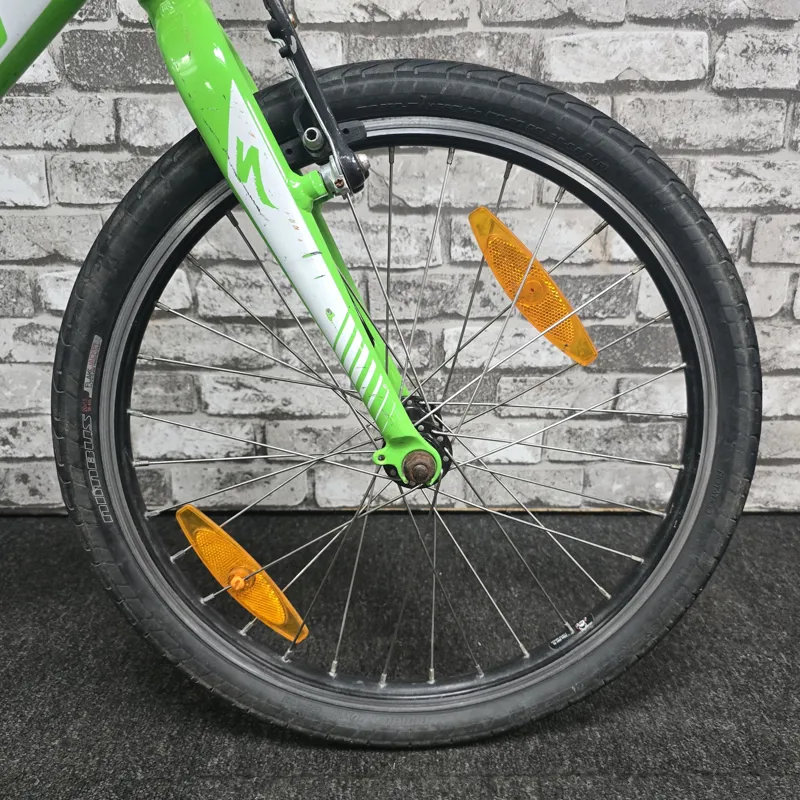 SPECIALIZED HOTROCK 20 CHILREN'S MOUNTAIN BIKE - 20 INCH WHEELS-2