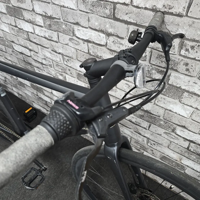 2022 BOARDMAN URB 8.6 URBAN HYBRID BIKE - LARGE FRAME-1