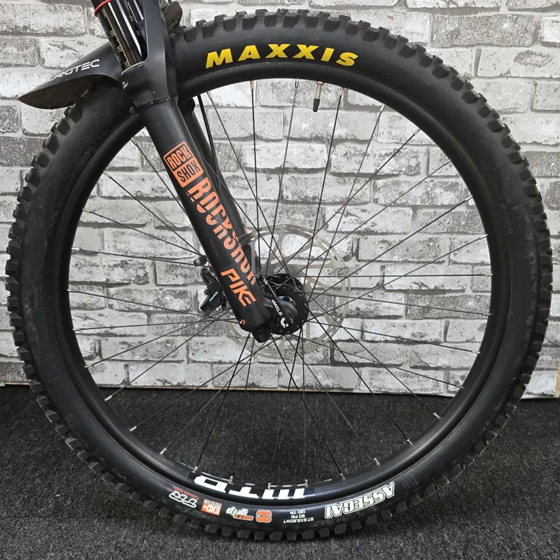 CANYON SPECTRAL CF 9.0 FULL SUSPENSION CARBON MOUNTAIN BIKE - XL 21 INCH FRAME-2