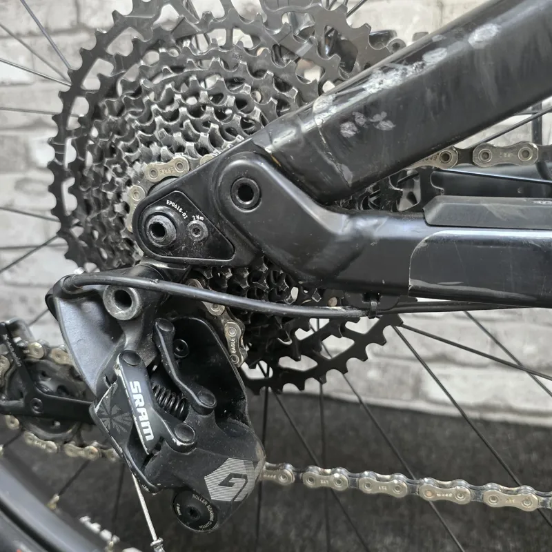 CANYON SPECTRAL CF 9.0 FULL SUSPENSION CARBON MOUNTAIN BIKE - XL 21 INCH FRAME-5