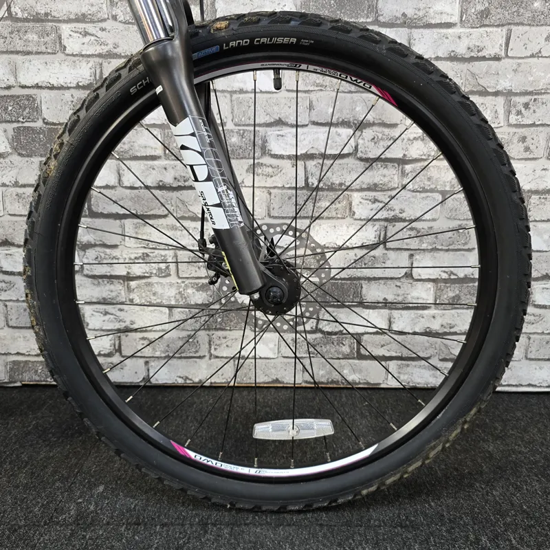 CARRERA VENGEANCE WOMEN'S MOUNTAIN BIKE - MEDIUM 16 INCH FRAME-2