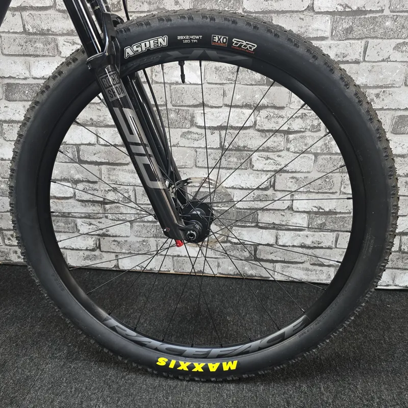 2023 SANTA CRUZ BLUR S CARBON C FULL SUSPENSION MTB - LARGE FRAME-2