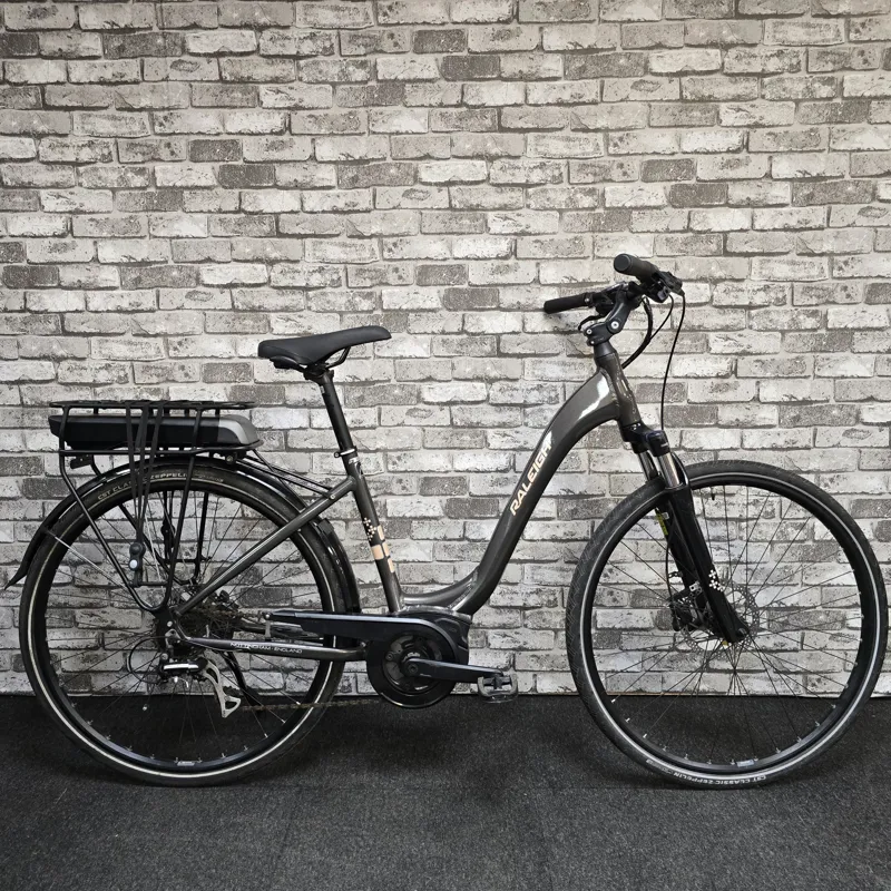 RALEIGH MOTUS LOW STEP ELECTRIC HYBRID BIKE - 18 INCH FRAME-9