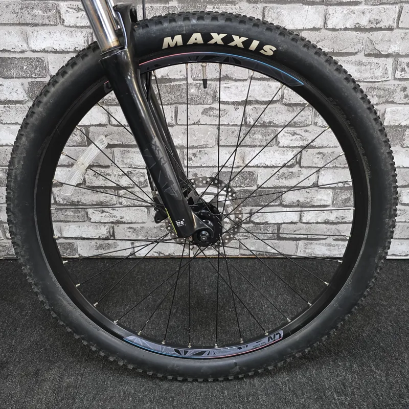 LIV TEMPT 3 WOMEN'S HARDTAIL MOUNTAIN BIKE - MEDIUM 17 INCH FRAME-2