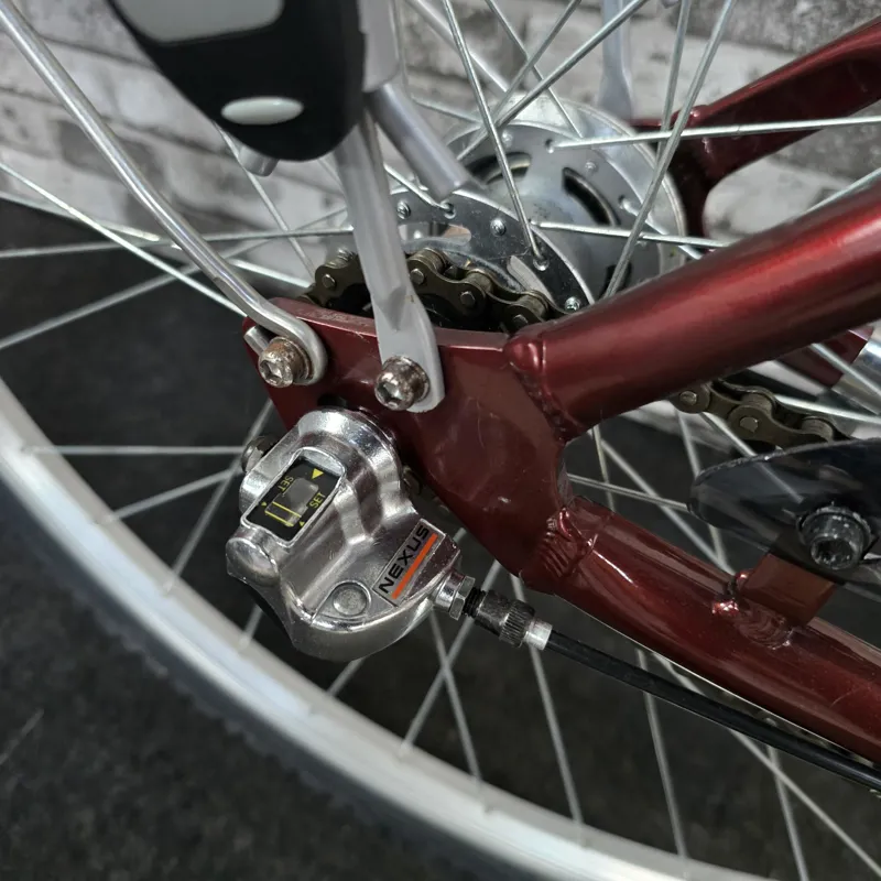 GIANT EXPRESSION WOMEN'S CITY BIKE - 17.5 INCH FRAME-5