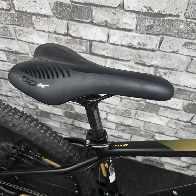 2022 POLYGON CASCADE 4 HARDTAIL MOUNTAIN BIKE -  SMALL 15.5 INCH FRAME-6