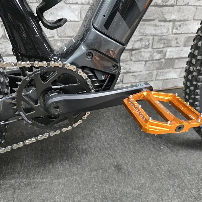 TREK POWERFLY 4 ELECTRIC HARDTAIL MOUNTAIN BIKE - MEDIUM 17 INCH FRAME-5