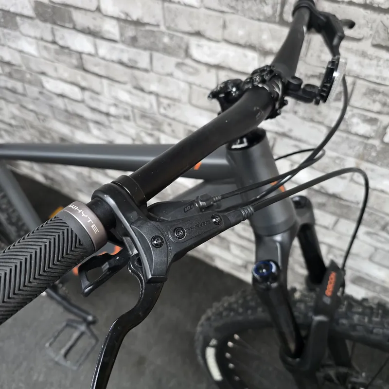 2021 WHYTE 801 V3 HARDTAIL MOUNTAIN BIKE - MEDIUM FRAME-1