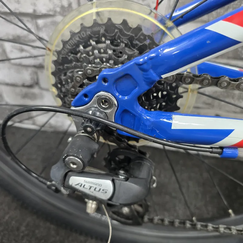 BLUE UNION JACK FROG 62 CHILDREN'S HYBRID BIKE - 24 INCH WHEELS-5