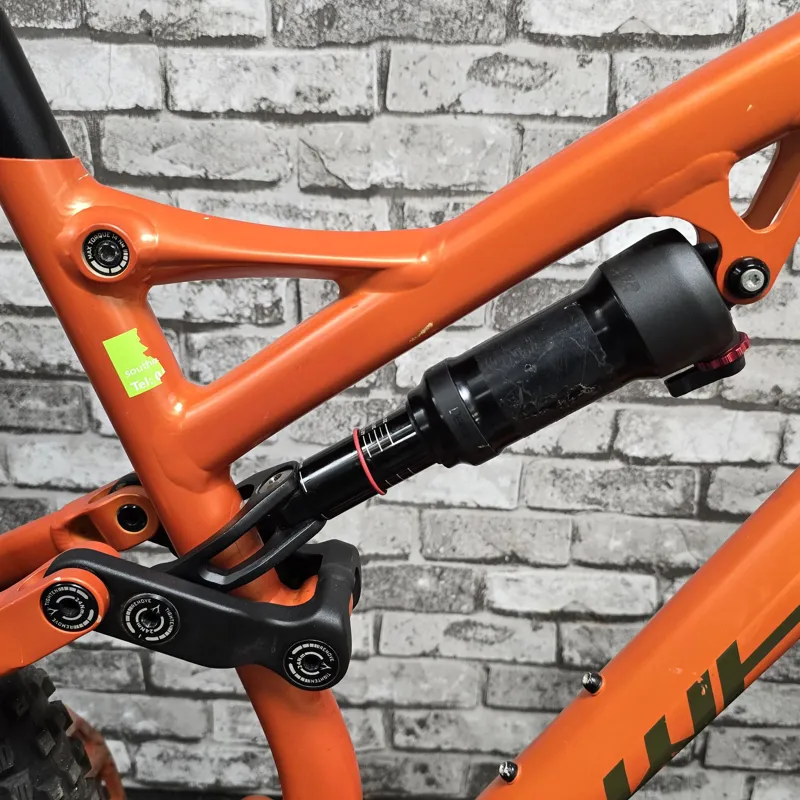 WHYTE T-140 SR V1 FULL SUSPENSION MOUNTAIN BIKE - MEDIUM 17 INCH FRAME-7