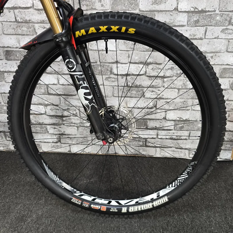 SPECIALIZED S-WORKS EPIC CARBON 29 FULL SUSPENSION MOUNTAIN  BIKE - MEDIUM 17 INCH FRAME-2