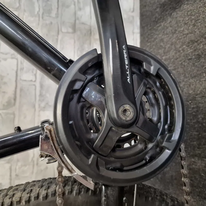 2023 GT AGGRESSOR HARDTAIL MOUNTAIN BIKE - MEDIUM 18 INCH FRAME-4