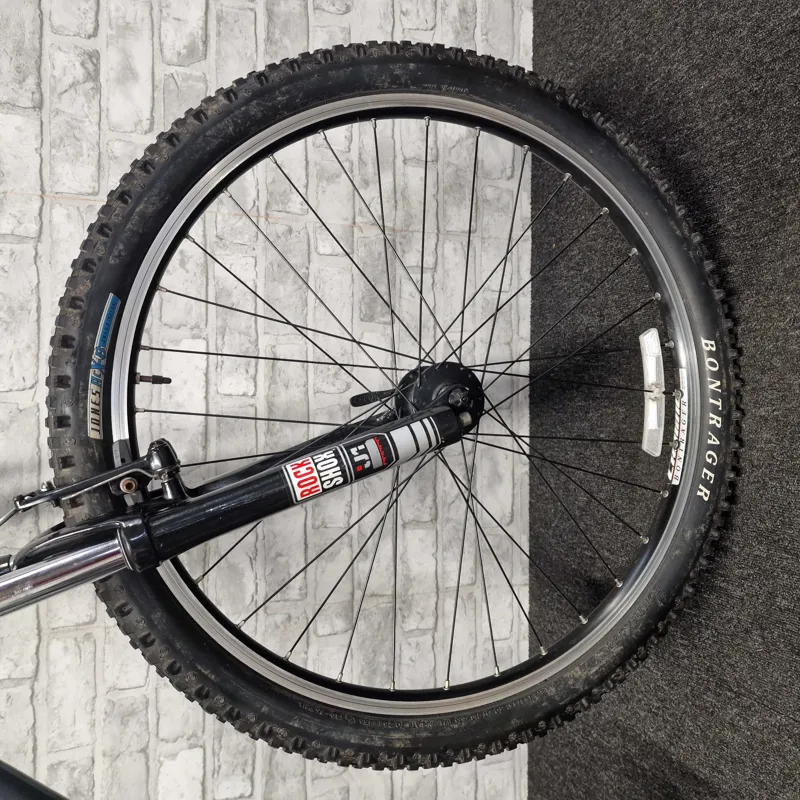 TREK 4500 HARDTAIL MOUNTAIN BIKE - MEDIUM 18 INCH FRAME-2