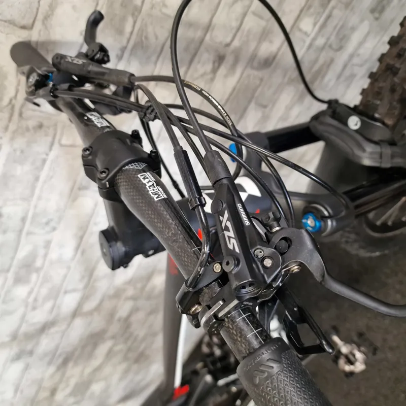 SCOTT SPARK 720 CARBON FULL SUSPENSION MOUNTAIN BIKE - MEDIUM 17 INCH FRAME-1