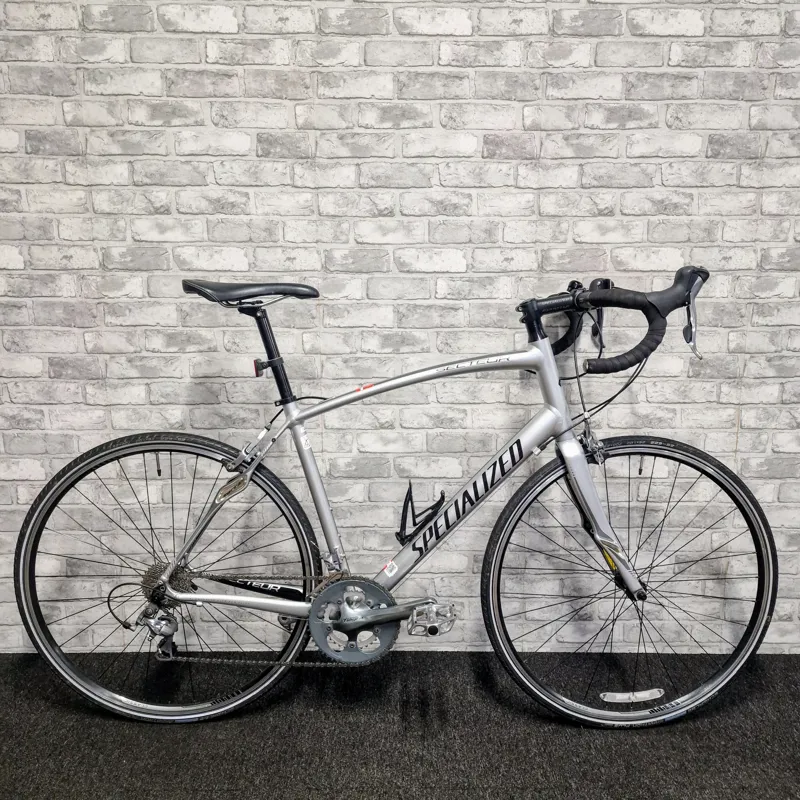 SPECIALIZED SECTEUR ELITE ROAD BIKE - LARGE 58CM FRAME