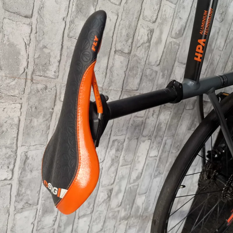 CUBE ATTAIN SL DISC ROAD BIKE - 56CM FRAME-6