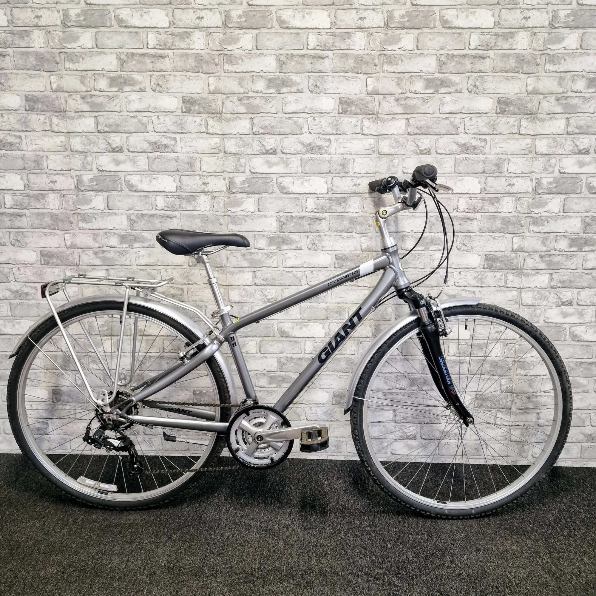 giant cypress bicycle DX, 14" Pando Refitters Fast and efficient 700c wheels with grippy Hybrid Bike Giant Cypress Reviews