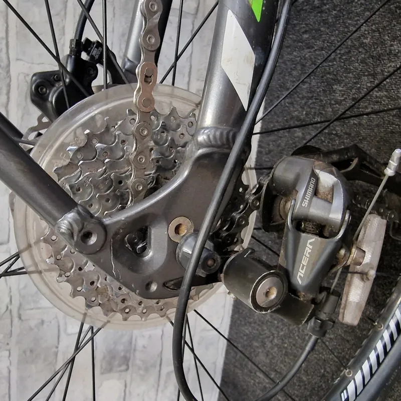 GIANT ROAM DISC HYBRID BIKE - MEDIUM FRAME-5