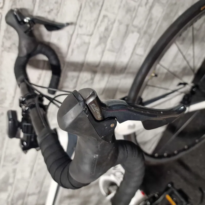 2020 BOARDMAN TEAM CARBON ROAD BIKE - MEDIUM 53CM FRAME-1