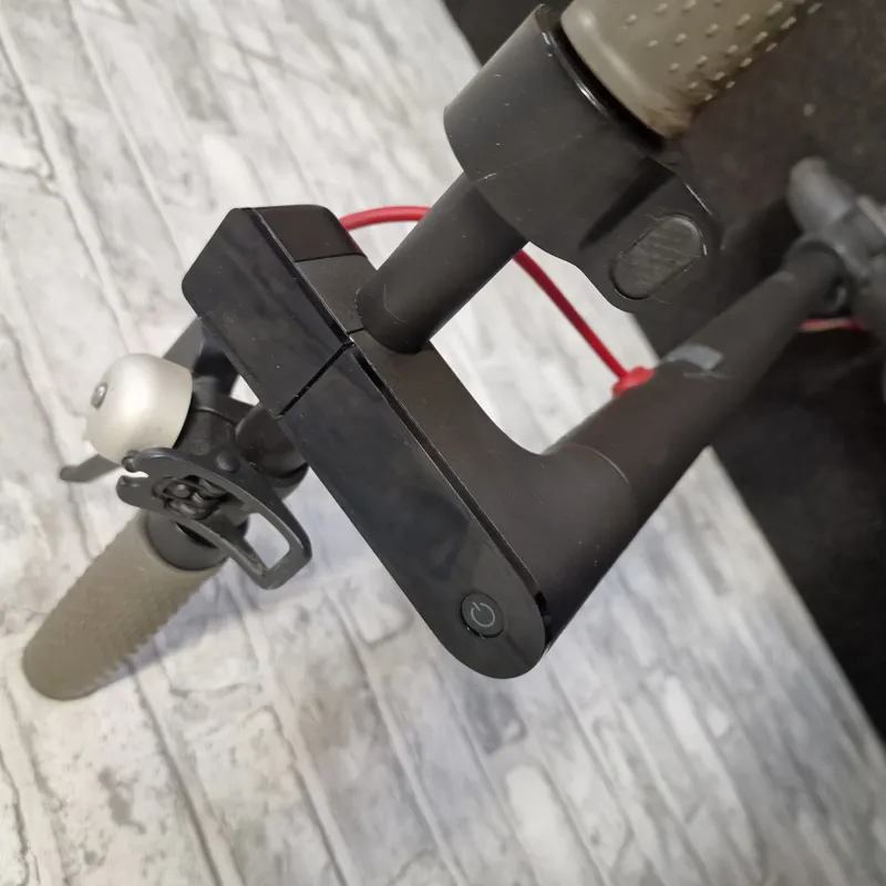 XIAOMI M365 ELECTRIC SCOOTER-3