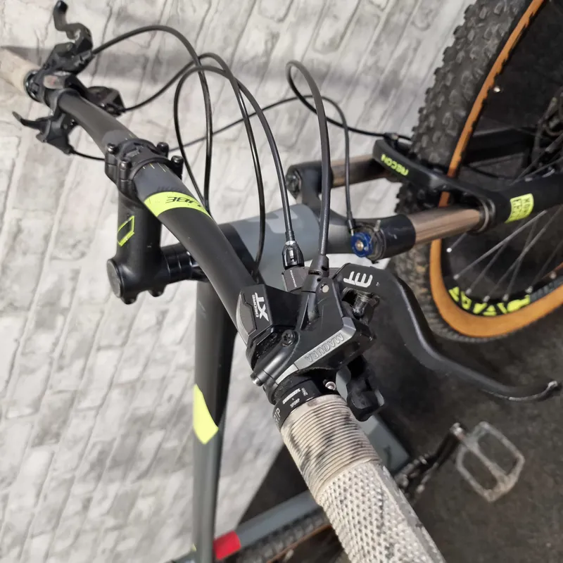 CUBE REACTION GTC PRO CARBON HARDTAIL MOUNTAIN BIKE - 19 INCH FRAME-1