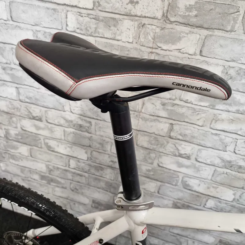 CANNONDALE QUICK CX HYBRID BIKE - MEDIUM 52CM FRAME-6