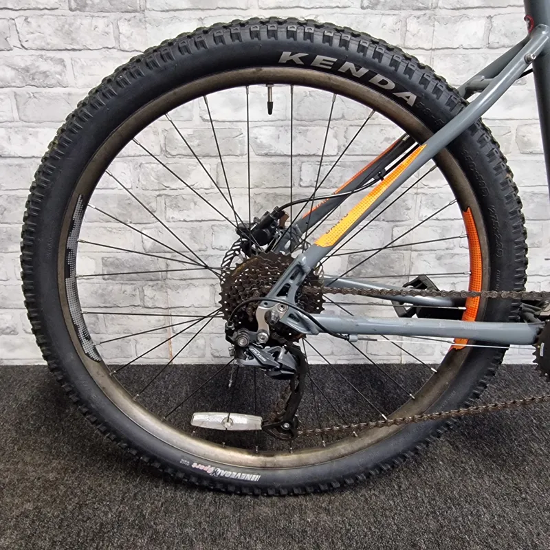 2021 VOODOO BANTU HARDTAIL MOUNTAIN BIKE - MEDIUM 18 INCH FRAME-2