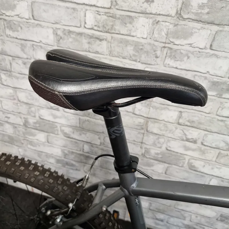 2023 CARRERA VALOUR HARDTAIL MOUNTAIN BIKE - LARGE 20 INCH FRAME-6