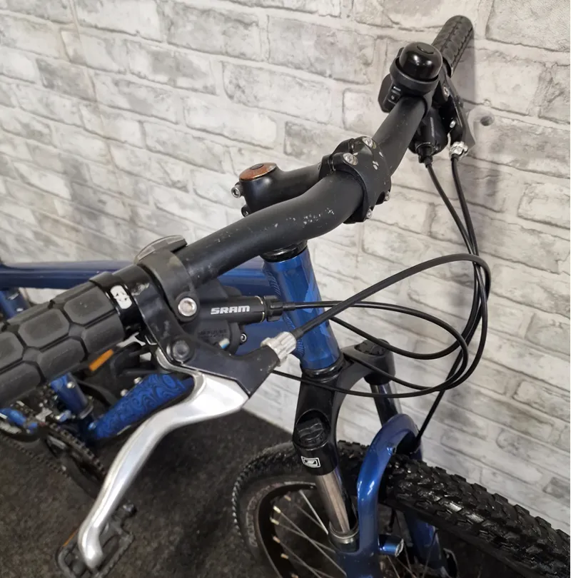 SPECIALIZED MYKA COMP WOMEN'S HARDTAIL MOUNTAIN BIKE - MEDIUM 17 INCH FRAME-1