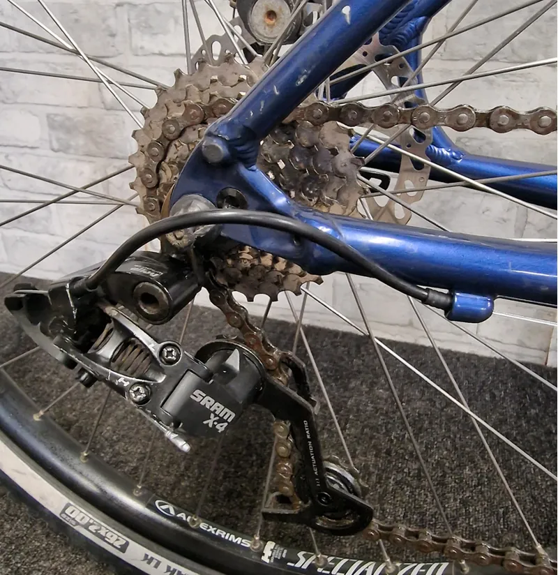 SPECIALIZED MYKA COMP WOMEN'S HARDTAIL MOUNTAIN BIKE - MEDIUM 17 INCH FRAME-5