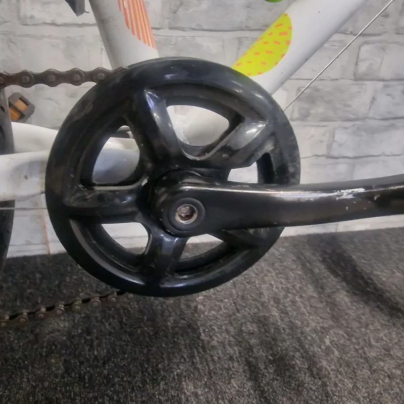 SPOTTY FROG 69 CHILDREN'S HYBRID BIKE-4