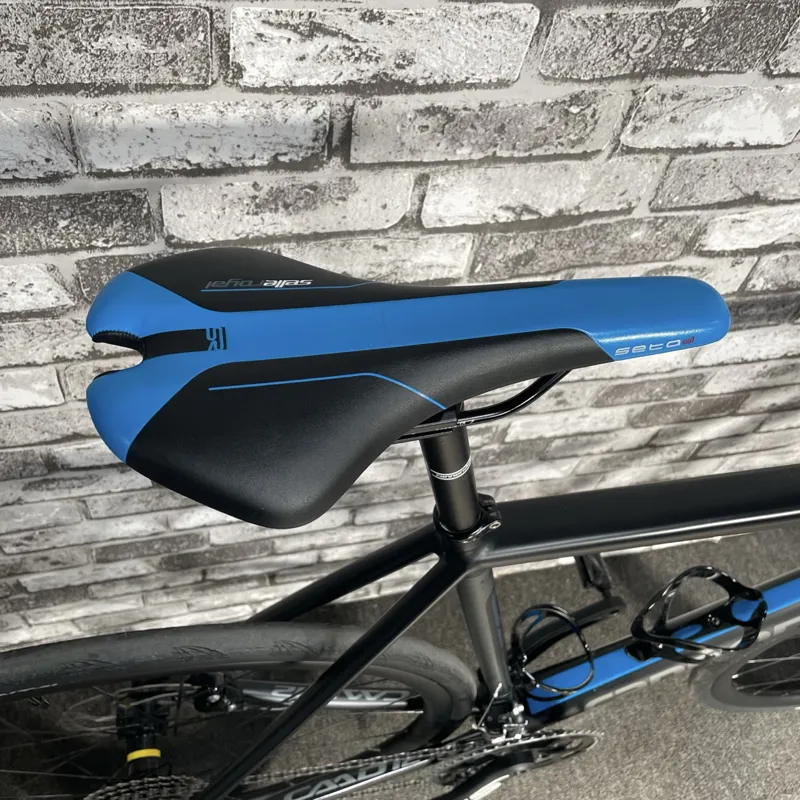 CANNONDALE CAAD12 105 DISC - LARGE FRAME - ROAD BIKE-4