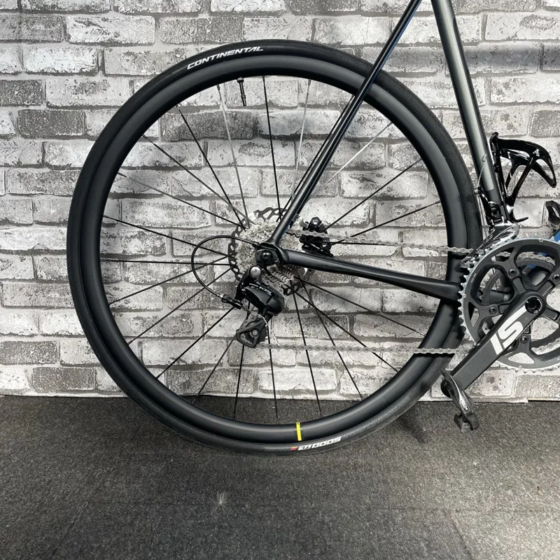 CANNONDALE CAAD12 105 DISC - LARGE FRAME - ROAD BIKE-1