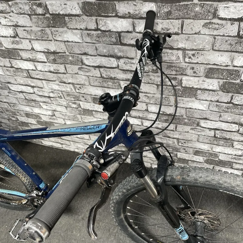 CARRERA HELLCAT - LARGE FRAME WITH 29 INCH WHEELS-5