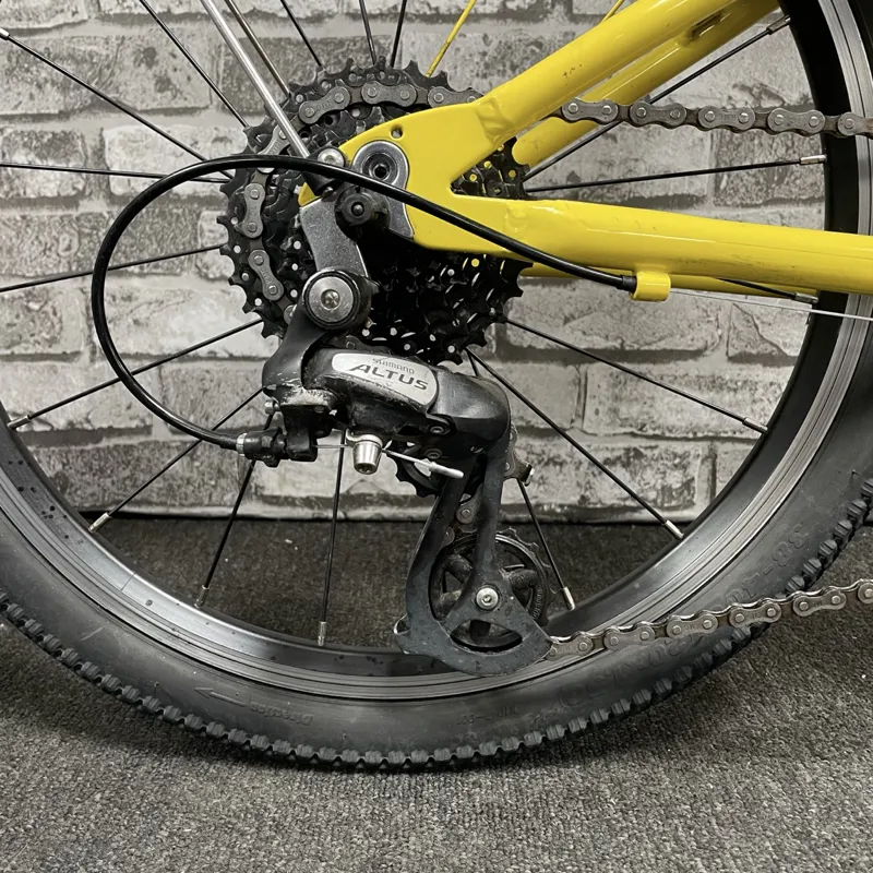 FROG 52 TOUR DE FRANCE EDITION - CHILDRENS BIKE - WITH 20 INCH WHEELS-2