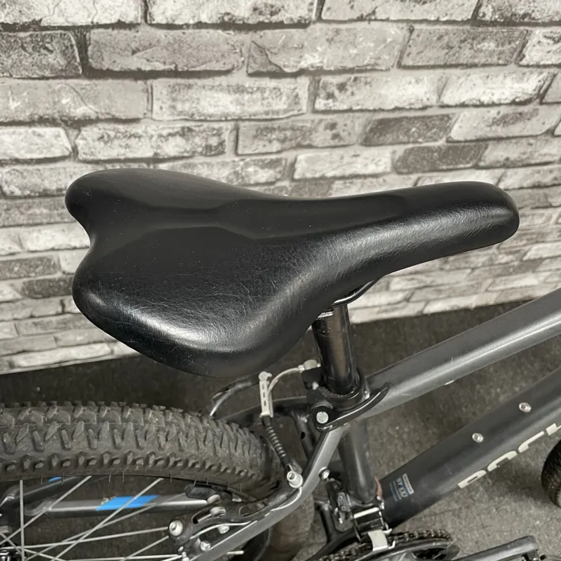 DECATHLON ROCKRIDER ST 100 SMALL FRAME WITH 27.5 WHEELS-4