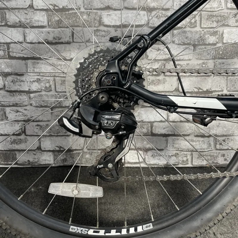 GT AGGRESSOR SPORT - HARDTAIL MOUNTAIN BIKE - LARGE FRAME-2