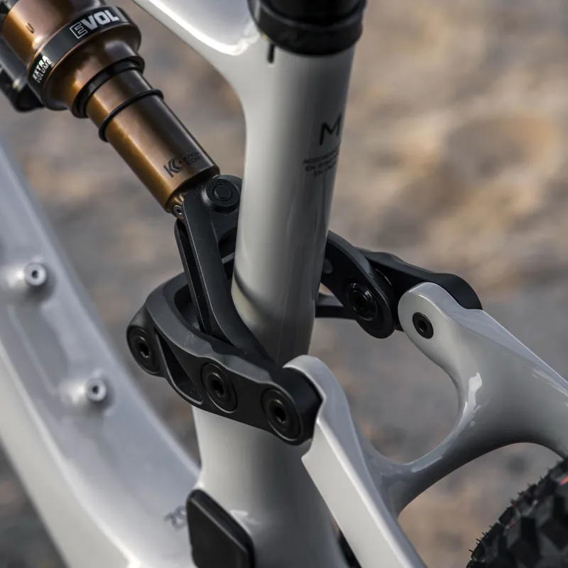 AMFLOW PX CARBON ELECTRIC MOUNTAIN BIKE-3