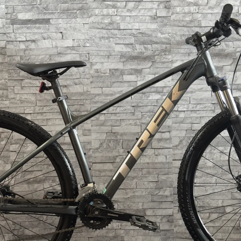 TREK MARLIN 5 LARGE FRAMED MOUNTAIN BIKE-1