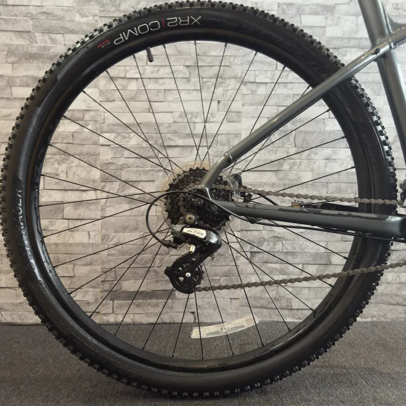 TREK MARLIN 5 LARGE FRAMED MOUNTAIN BIKE-7