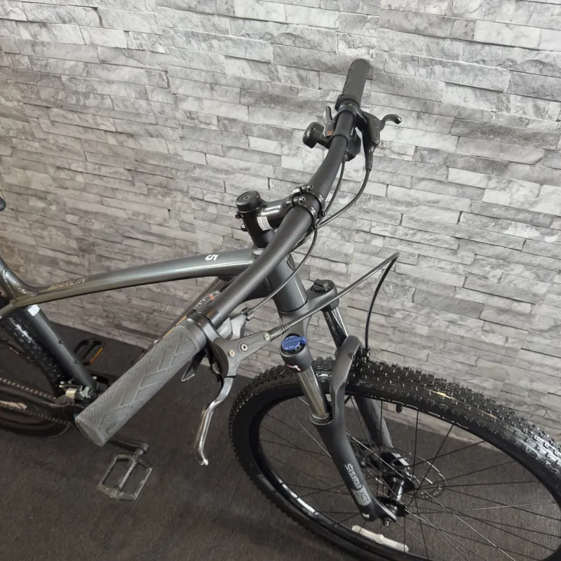 TREK MARLIN 5 LARGE FRAMED MOUNTAIN BIKE-2