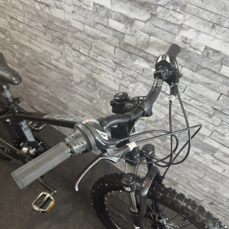 CARRERA BLAST 24 BLACK MOUNTAIN BIKE-5